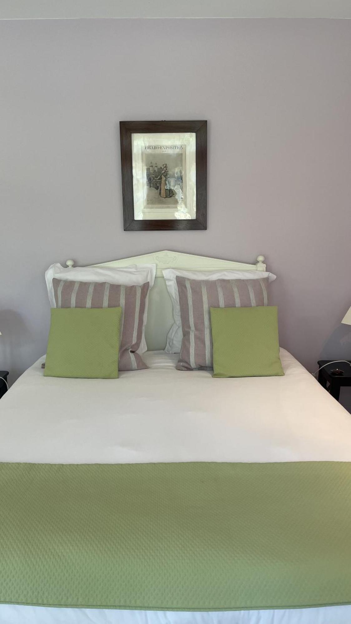 Chambres d'Hôtes Le Bas Manoir Bretteville-sur-Odon Quarto foto